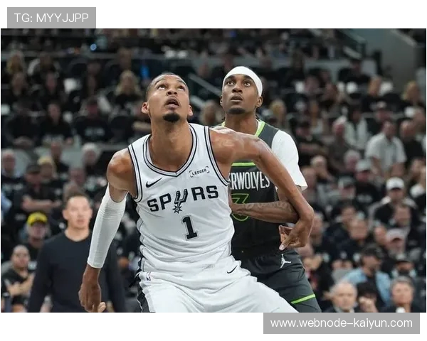 华子37分森林狼险胜快船止3连败 公牛逆转马刺_NBA_新浪竞技风暴_新浪网-7c508d4a